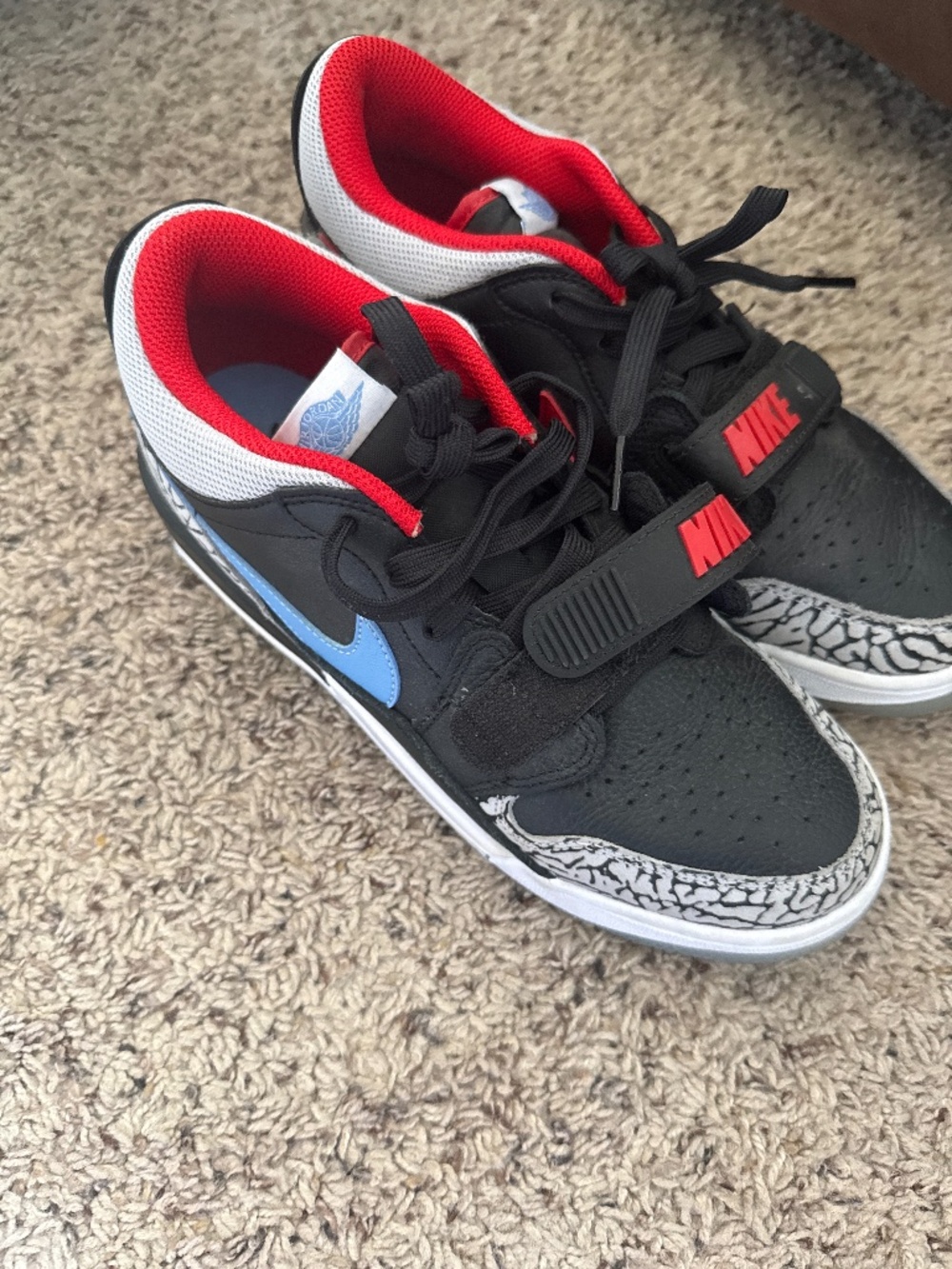 Nike Tennis Shoes